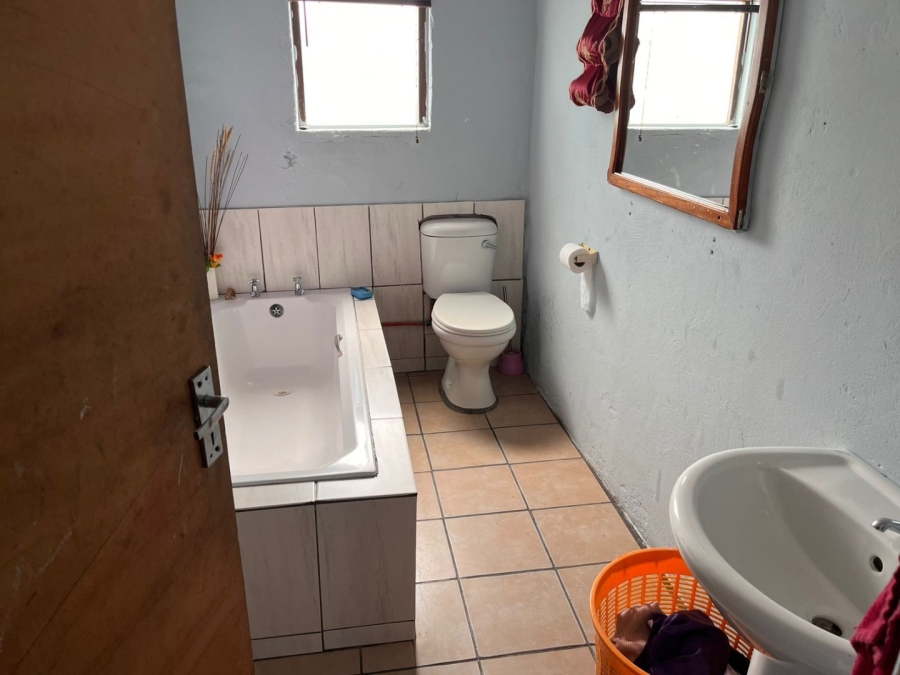2 Bedroom Property for Sale in Wesbank Western Cape
